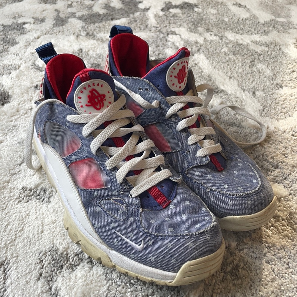 Nike Air Huarache “Home Sweet Home” View 2